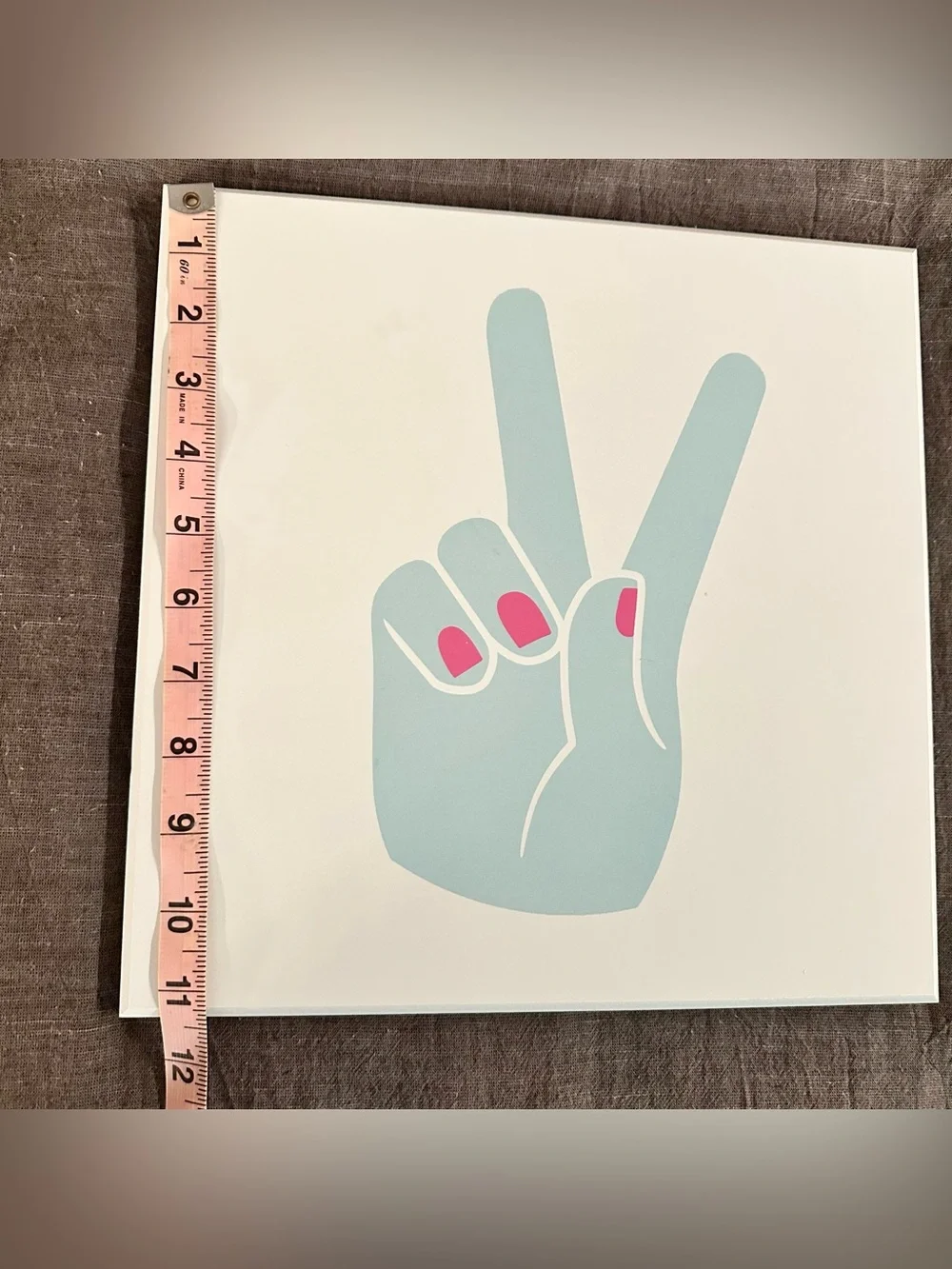 ✌🏼💕 Trendy Wall Art - Peace & Nail Polish 💅🏼